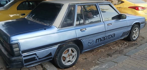 مازدا 929 1983 - صورة 3