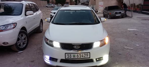 كيا فورتي 2010 - صورة 1