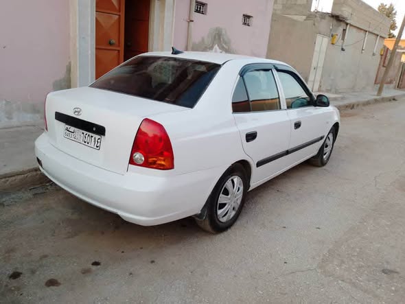 هيونداي اكسنت 2006 - صورة 4