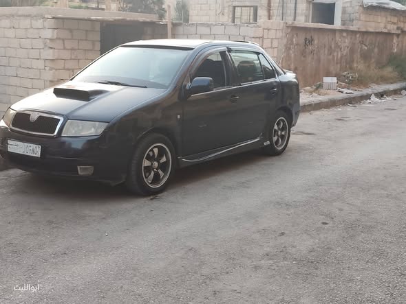 سكودا فابيا 2002 - صورة 1