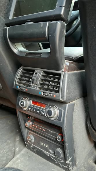 بي ام دبليو X5 2013 - صورة 4