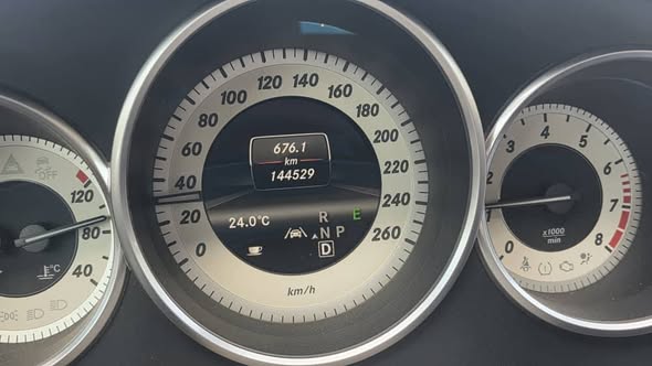 مرسيدس سي ال اس 350 2013 - صورة 2