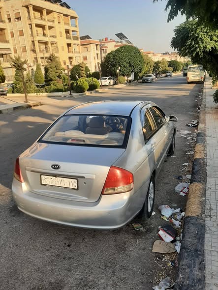 كيا سيراتو 2008 - صورة 2