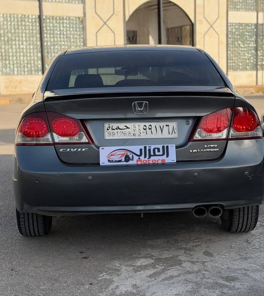 هوندا سيفيك 2010 - صورة 2