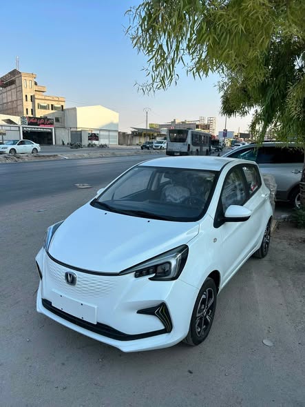شانجان E-Star 2024 - صورة 1