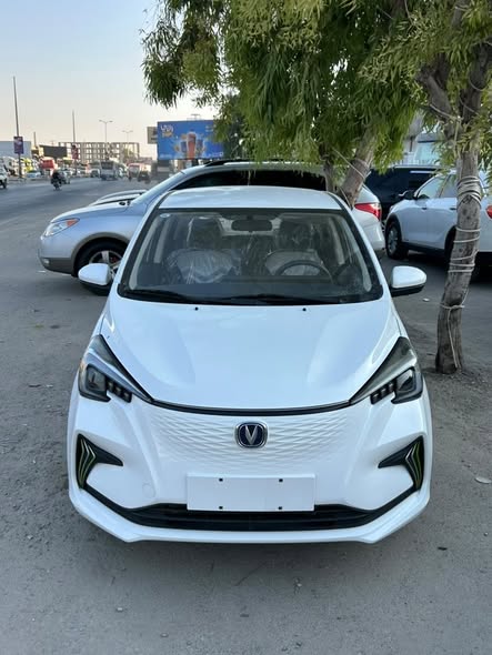 شانجان E-Star 2024 - صورة 2