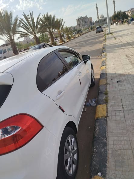 كيا ريو 2013 - صورة 4