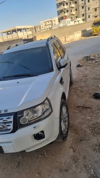 رنج روفر فريلاندر 2014 - صورة 2