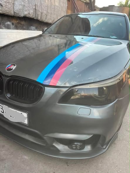 بي إم دبليو 523i 2008 - صورة 2