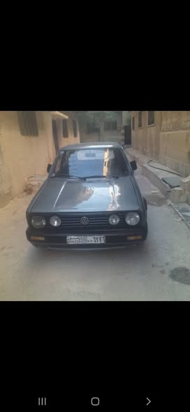 فولكسفاغن غولف 1976 - صورة 1