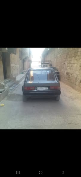 فولكسفاغن غولف 1976 - صورة 2