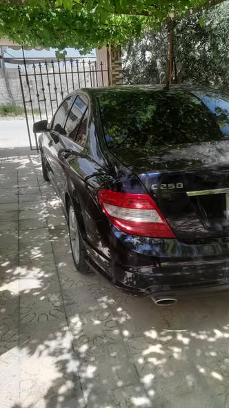 مرسيدس سي 250 2010 - صورة 3
