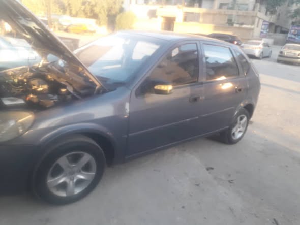 ليفان 520 2009 - صورة 1