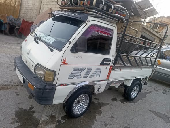 كيا تاونر 2002 - صورة 3