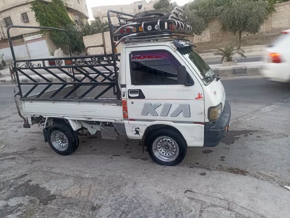 كيا تاونر 2002 - صورة 5