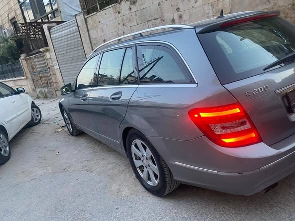 مرسيدس C200 2013 - صورة 5