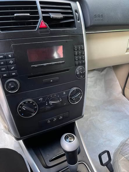 مرسيدس B150 2008 - صورة 5