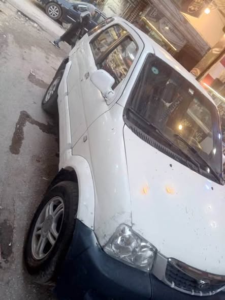 زوتي نوماد 2009 - صورة 2