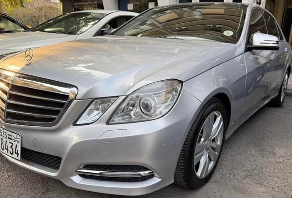 مرسيدس E350 2011 - صورة 2