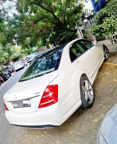 مرسيدس S350 2011 - صورة 4
