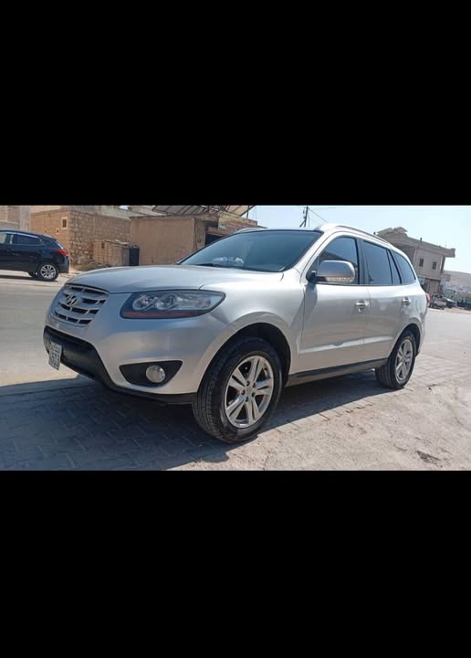 هيونداي سانتا في 2010
