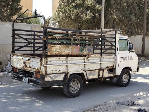 كيا 2400 1996 - صورة 4