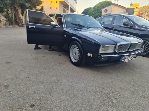 جاكوار XJ 1991 - صورة 3