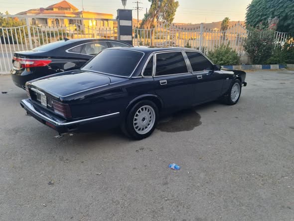جاكوار XJ 1991 - صورة 5