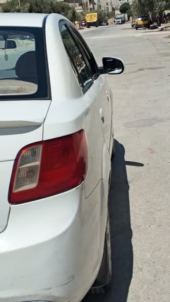 كيا ريو 2010 - صورة 5