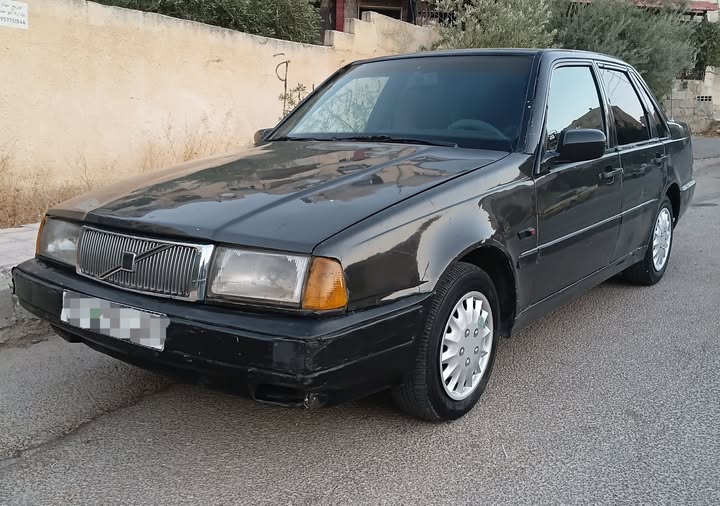 فولفو 460 1993