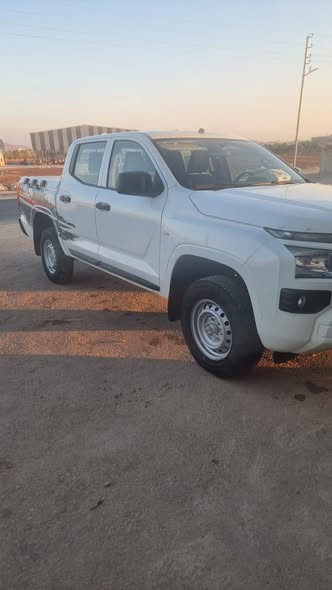 ميتسوبيشي L200 2024 - صورة 4