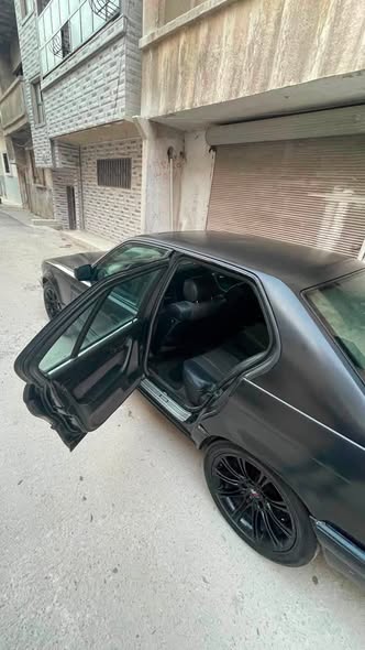 بي ام دبليو 740 1992 - صورة 1