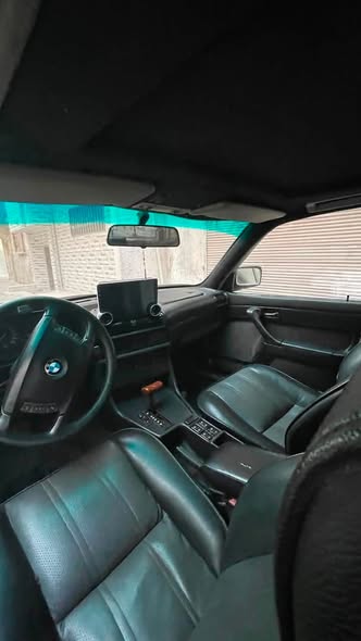 بي ام دبليو 740 1992 - صورة 2