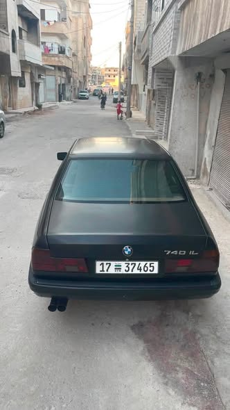 بي ام دبليو 740 1992 - صورة 3