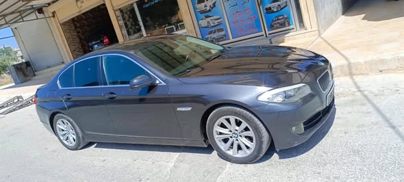 بي إم دبليو 5 Series 2011 - صورة 4