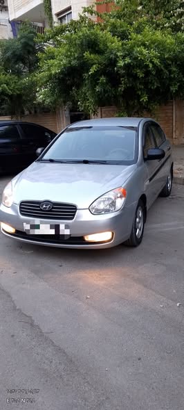 هونداي فيرنا 2010 - صورة 2