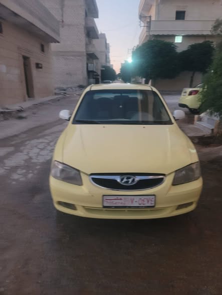 هيونداي فيرنا 2011 - صورة 1