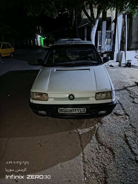 سكودا كرت 1999 - صورة 1