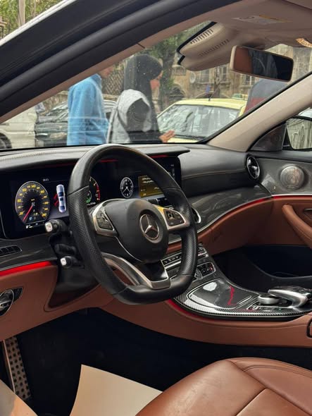 مرسيدس AMG E300 2017 - صورة 3