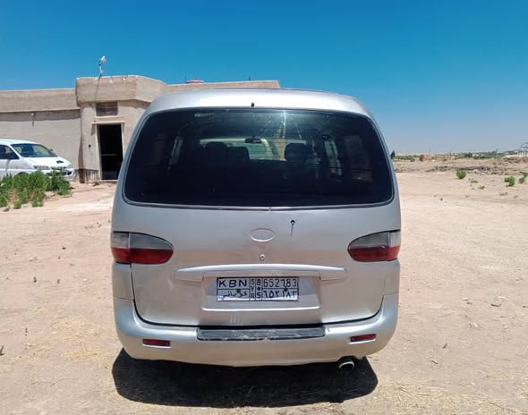 هيونداي H-1 2002 - صورة 2
