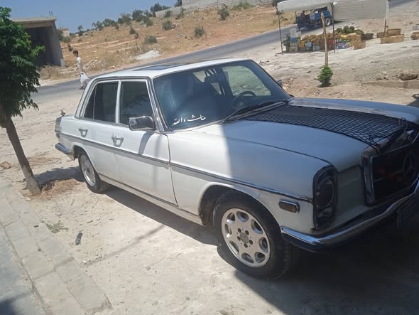 مرسيدس 230 1979 - صورة 5