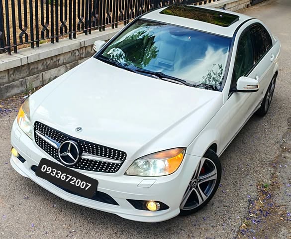 مرسيدس C300 2011 - صورة 1