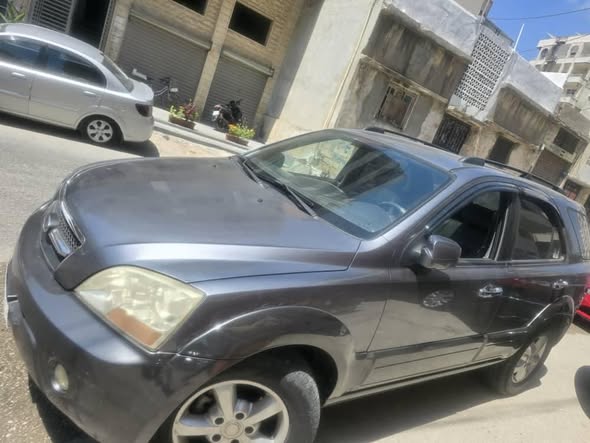 كيا سورينتو 2009 - صورة 2