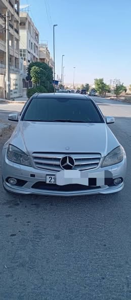 مرسيدس C 220 2010 - صورة 1