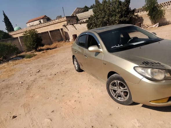 هيونداي افانتي 2007 - صورة 3