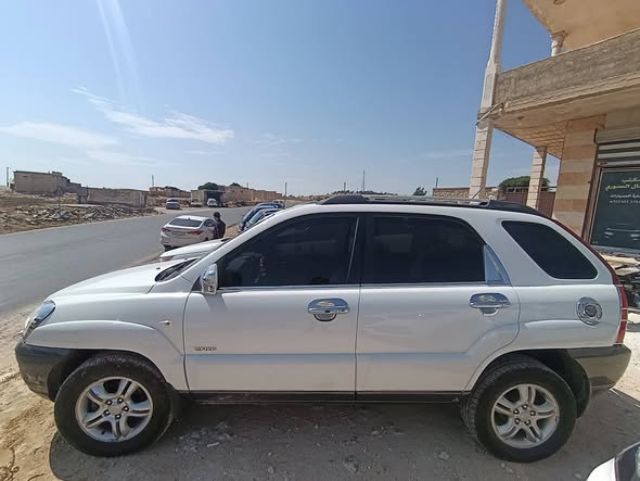 كيا سبورتاج 2005 - صورة 4