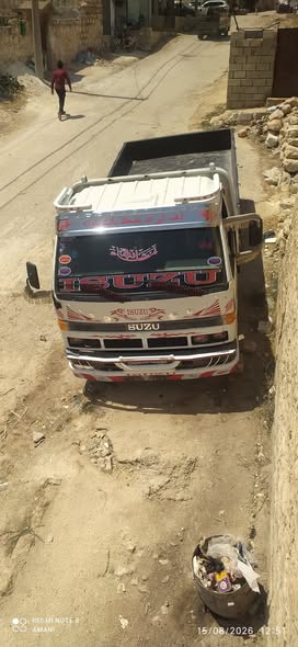 إيسوزو بيك أب 1992 - صورة 1