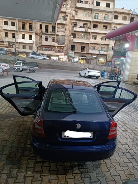 سكودا أوكتافيا 2007 - صورة 4