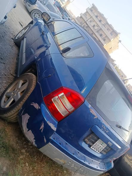 جيب كومباس 2008 - صورة 1