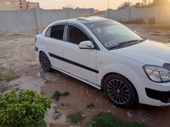 كيا ريو 2007 - صورة 2